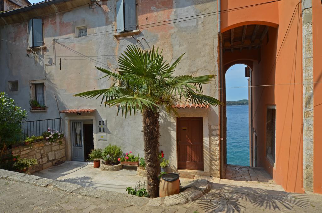 Апартаменти Arnolongo Sea View Ровінь Екстер'єр фото